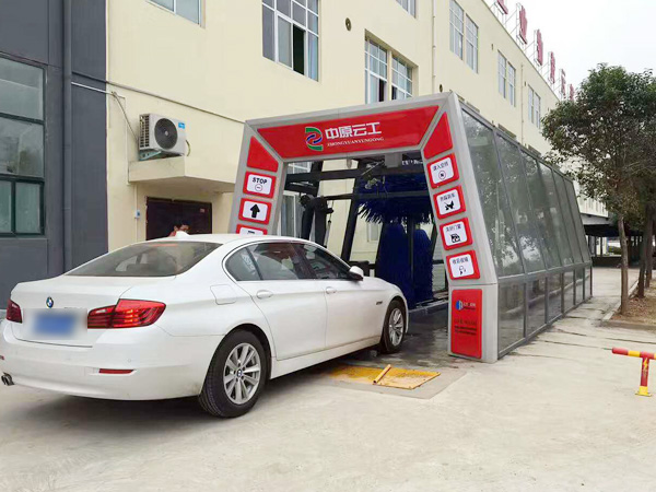 信心源于合作，和諧互利雙贏！中原云工牽手南京林頓采購配置FX11電腦洗車機(jī)