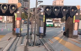 環(huán)保節(jié)水效率高！兩臺林頓龍門往復(fù)式全自動洗車機即將竣工！