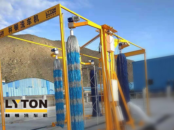 雪域高原、世界屋脊——林頓全自動洗車機(jī)（大型通道式巴士洗車機(jī)）走進(jìn)西藏