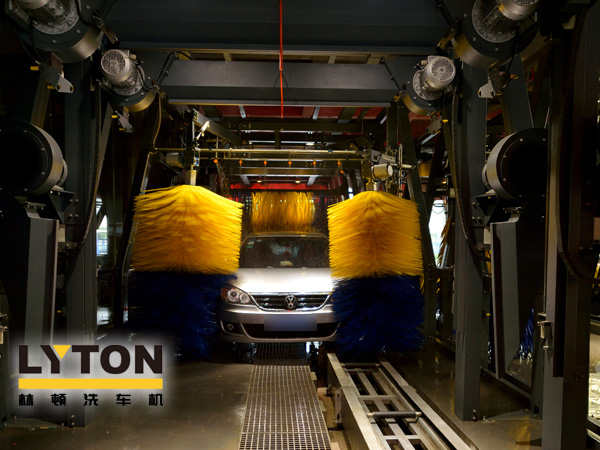 全自動(dòng)洗車機(jī)設(shè)備 品質(zhì)雖好 可仍需注重維護(hù)保養(yǎng)哦！