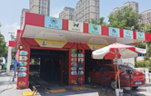 全自動洗車機(jī)安裝場所之加油站!提升油站高品質(zhì)服務(wù)的企業(yè)形象，有利于口碑傳播！