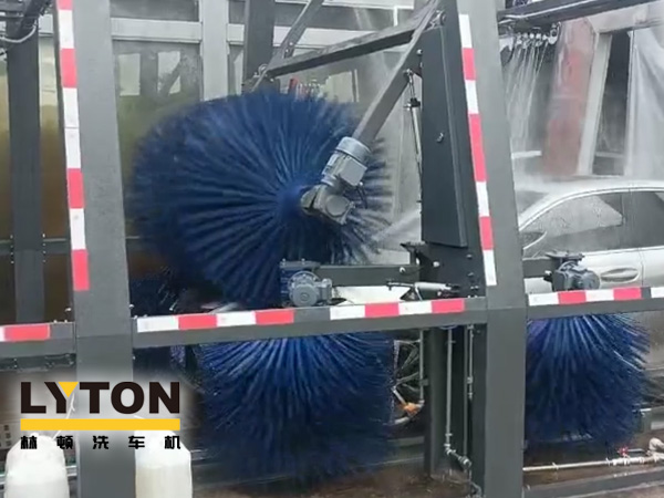 用戶對(duì)比，還得林頓FX11全自動(dòng)洗車機(jī)！常州南門石化配置洗車設(shè)備記！“品質(zhì)·交付”只為不負(fù)客戶所托！